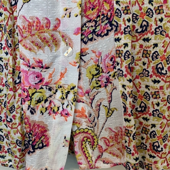 Jane Delancey Floral Button-UpShort Sleeve Blouse NWT Medium - Picture 2 of 5